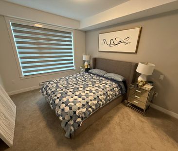 Modern Penthouse in Surrey - Photo 1