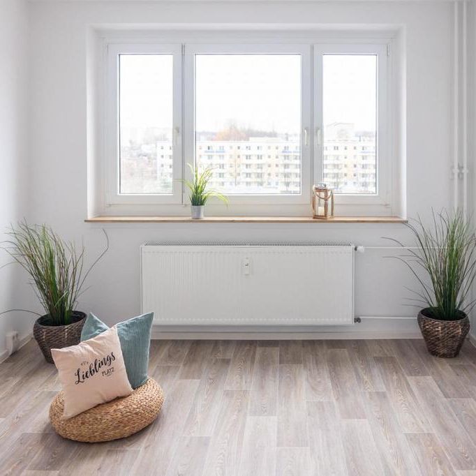 Am Stadtrand gelegene 3-Raum-Wohnung mit Balkon - Foto 1