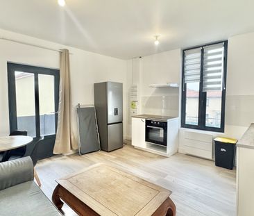 Appartemennt T2 terrasse et place de parking Villeurbanne (69100) L... - Photo 2