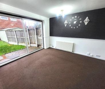 2 bedroom semi-detached house to rent - Photo 2