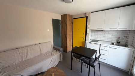 Studio/Γκαρσονιέρα για ενοικίαση Κουλέ Καφέ (Άνω Πόλη) - Φωτογραφία 3