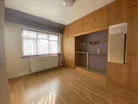 Review Road, London, NW2 - Photo 3