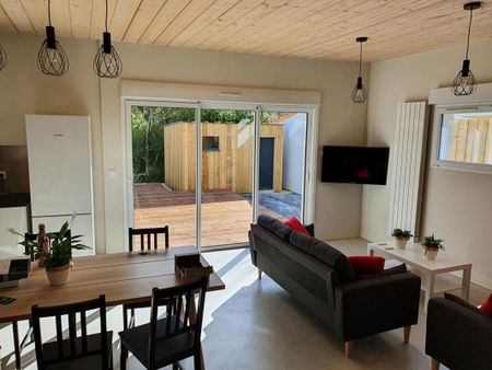 Location Appartement 2 pièces Meublé 12m² PESSAC 33600 - Photo 2