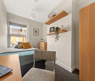 5 bedroom terraced house to rent - Photo 4