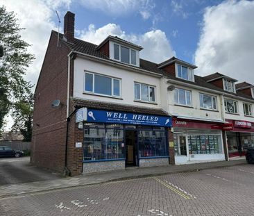 3 bedroom flat to rent - Photo 2