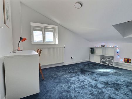 Chambre meublée en colocation maison centre ville Ambérieu - Photo 5