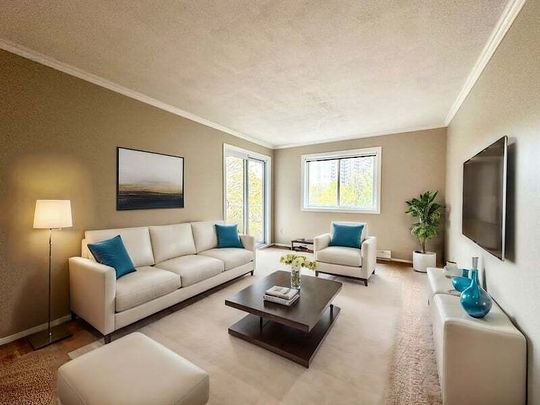 280 Brittany Drive Unit 306 - Photo 1