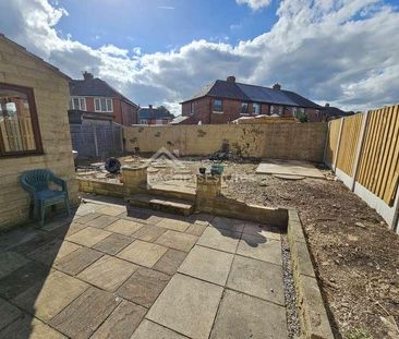 Nook Green, Dewsbury, WF12 - Photo 2
