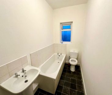 1 bedroom ground floor flat to rent - Photo 1