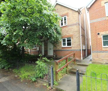 3 bedroom semi-detached house to rent - Photo 6