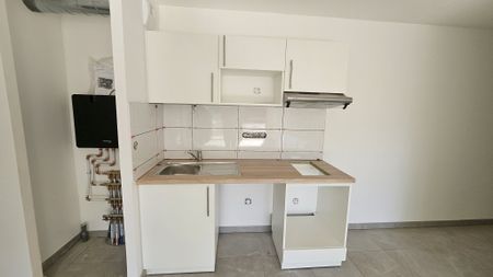 Location Appartement 2 pièces 45m² POITIERS 86000 - Photo 3