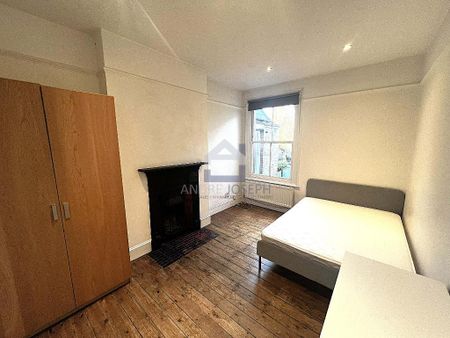3 Bedroom Flat To Rent - Photo 4
