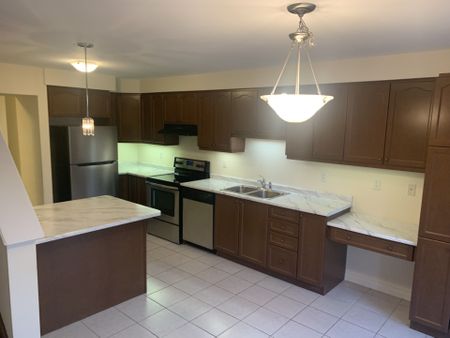 For Lease - 6020 Derry Road Unit# 4, Milton, Ontario - Photo 4