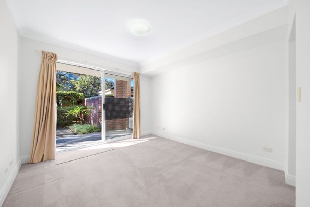 Sunny Garden Apartment with Expansive Courtyard - Photo 1
