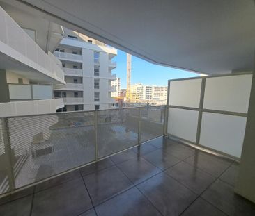 Location Appartement 2 pièces 45m² THONON LES BAINS 74200 - Photo 4