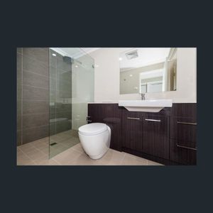 Modern One Bedroom Apartment - Photo 2