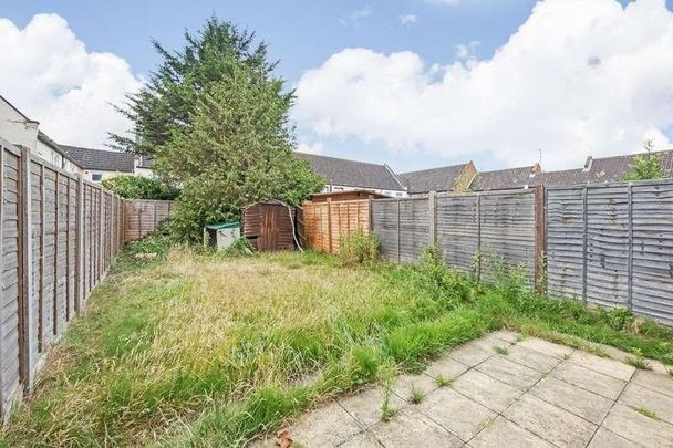 Redwood Close, Surrey Quays, SE16 - Photo 1