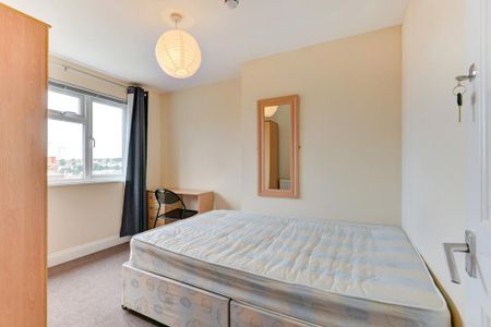 7 bedroom house to rent - Photo 3