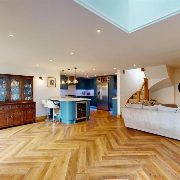 4 bedroom terraced house to rent - Photo 1