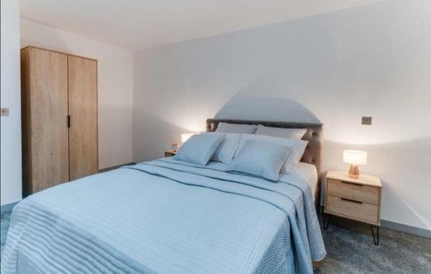 2 bedroom flat to rent - Photo 1