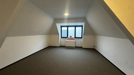 Gezellig appartement op de derde verdieping in Lokeren - Photo 2