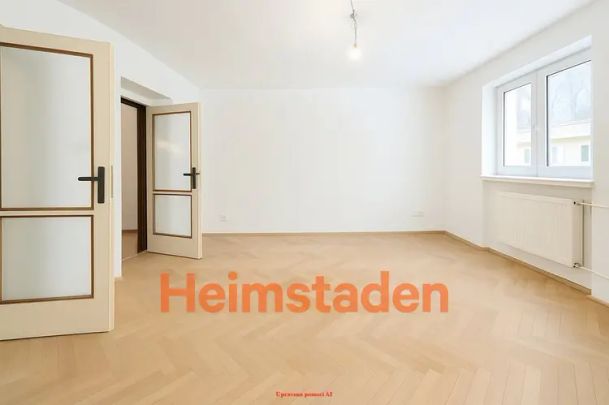 Pronájem bytu 2+1 58 m - Fotografie 1