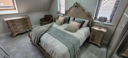 4 bedroom detached house to rent - Photo 4