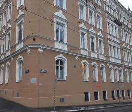 Privat: 5 Zimmer Wohnung (Büro oder Ordination auch möglich) - Photo 3