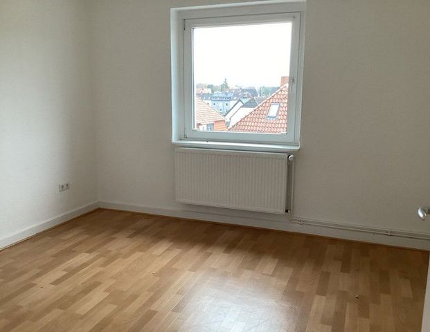 Gemütliche 3-Zimmer-Wohnung am Sonnenhügel frei! - Foto 1