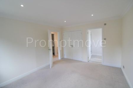 4 bedroom semi-detached house to rent - Photo 4