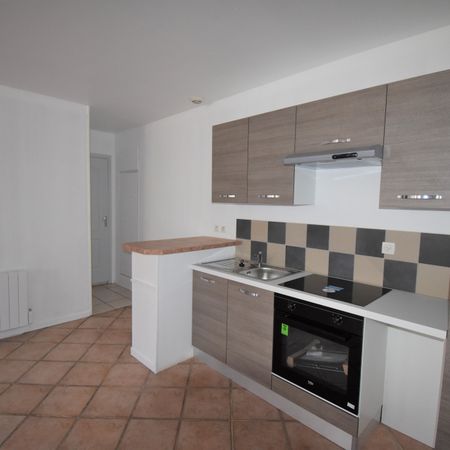 T2 – LENT - Photo 3