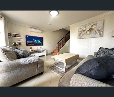 1/335-339 Blaxcell Street, Granville, NSW 2142 - Photo 1