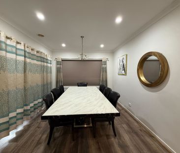 Charming Home Combining Style, Comfort, and Convenience - Photo 5