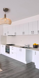 Modern One-Bedroom Apartment in a Boutique Block - Lifestyle and Convenience Combined - Photo 3