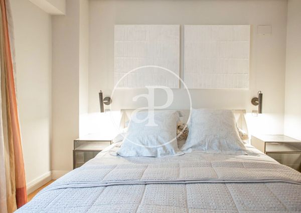 Flat for rent with views in Recoletos (Madrid)