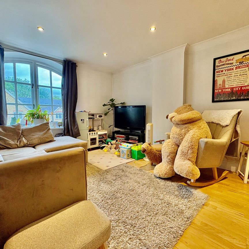 North Road, Hertford - Photo 1