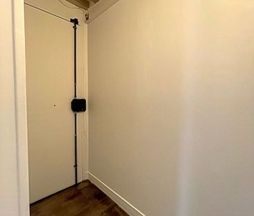 Location Appartement 2 pièces 28m² - Photo 4