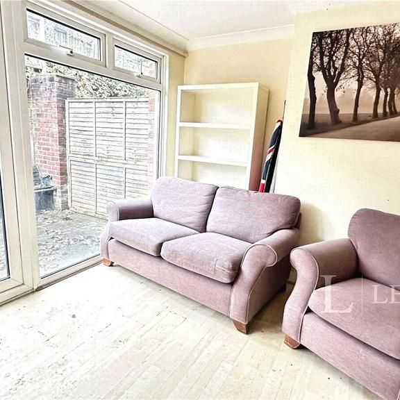 5 bedroom house share to rent - Photo 1