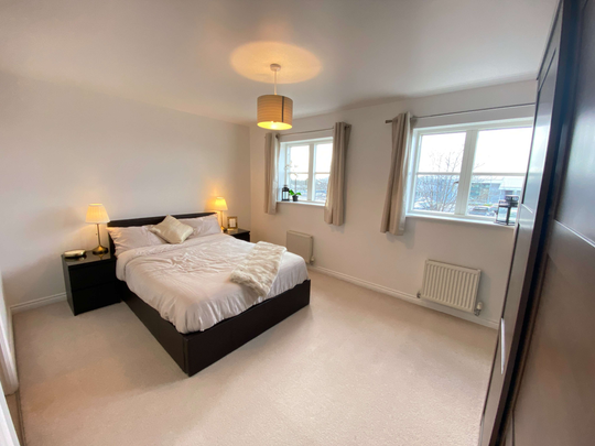 Large rooms - All ensuite - Small Household - Photo 1