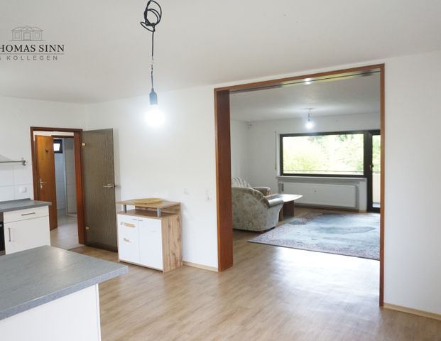 Großzügige, gepflegte 2,5-Zimmer-Wohnung in ruhiger Sackgasse - Foto 1