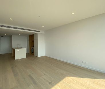 Stylish Living Meets Ultra Convenience - 2 BED - Photo 5