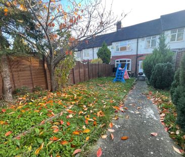 3 bedroom terraced house to rent - Photo 3