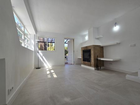 Semi-Detached House · Elviria - Photo 5