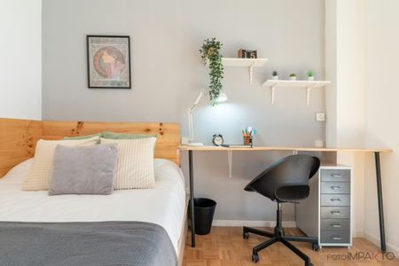 Plaza de San Amaro, Madrid, Community of Madrid 28020 - Foto 5