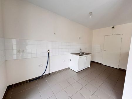 Location Maison 5 pièces 118m² - Photo 4