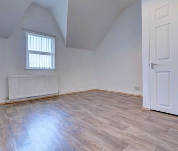 4 bedroom end terraced house to rent - Photo 6