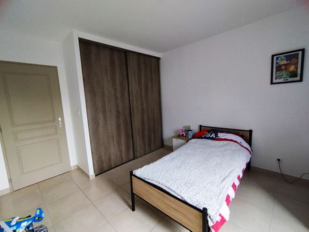 Location Maison 5 pièces 143m² - Photo 5