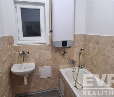 Pronájem bytu 2+1 58 m² - Фото 2