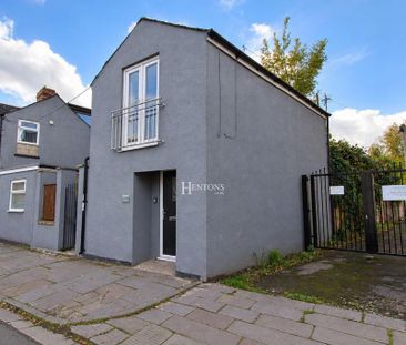 1 bedroom coach house to rent - Photo 4