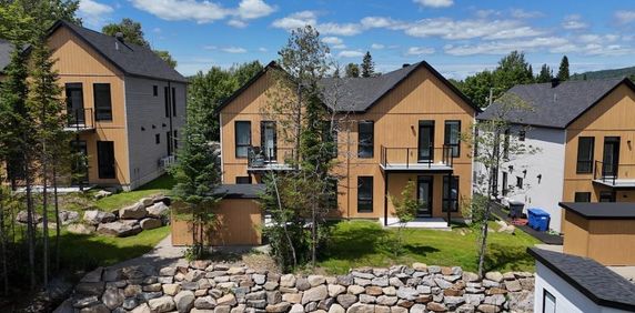 Condos neufs au rez-de-chaussée – à 2 minutes de marche des commerces. Saint-Donat • - Photo 2